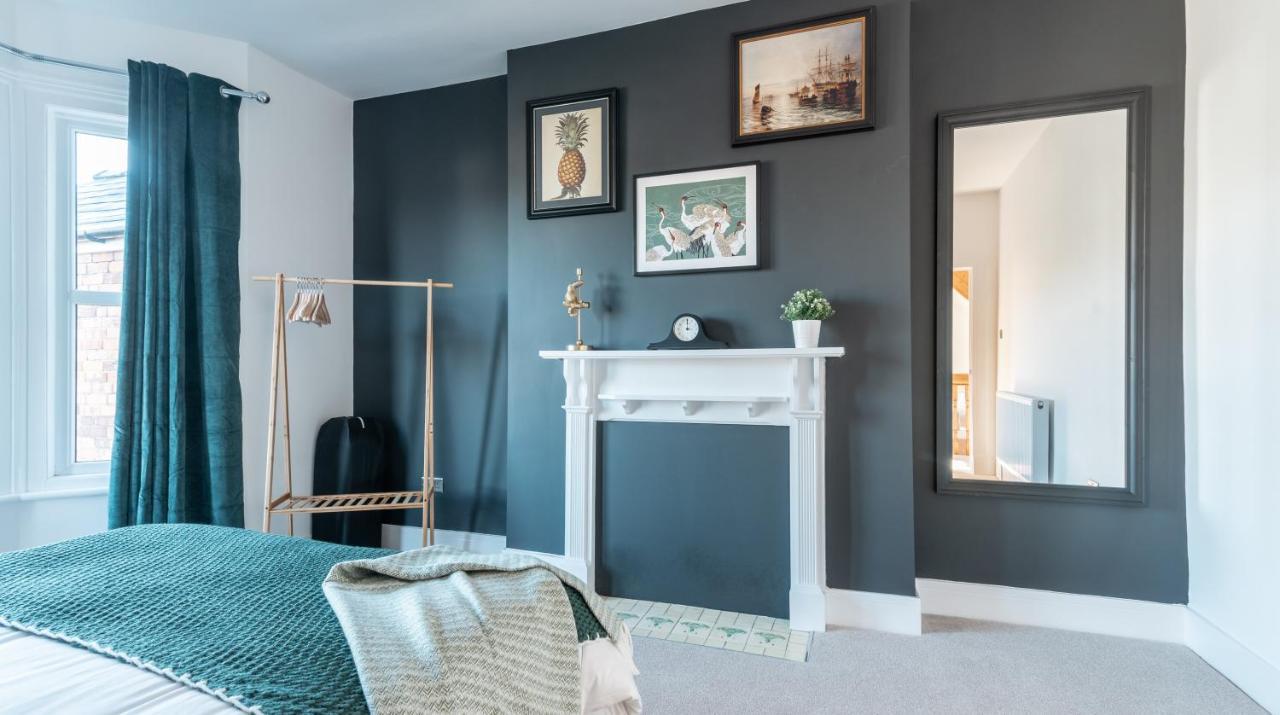 Ty Hapus Newport - Luxury 4 Bedroom Home Exterior photo